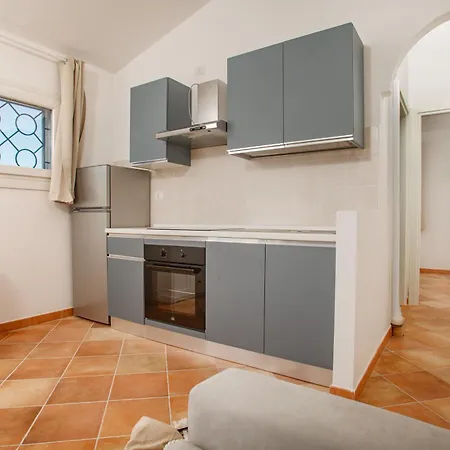 Leone Flat Viii & Private Terrace With Sea View *